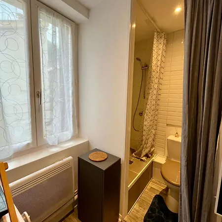 Le Mini Studio 9m2 Calme Central Sous Sol Sur Cour Apartment *