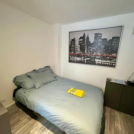 Le Mini Studio 9m2 Calme Central Sous Sol Sur Cour Apartment Vichy