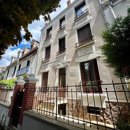 Le Mini Studio 9m2 Calme Central Sous Sol Sur Cour * Vichy
